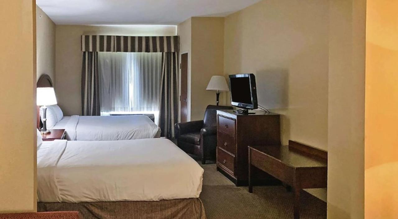 Rodeway Inn & Suites Tulsa Bagian luar foto