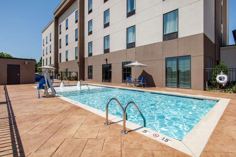 Rodeway Inn & Suites Tulsa Bagian luar foto